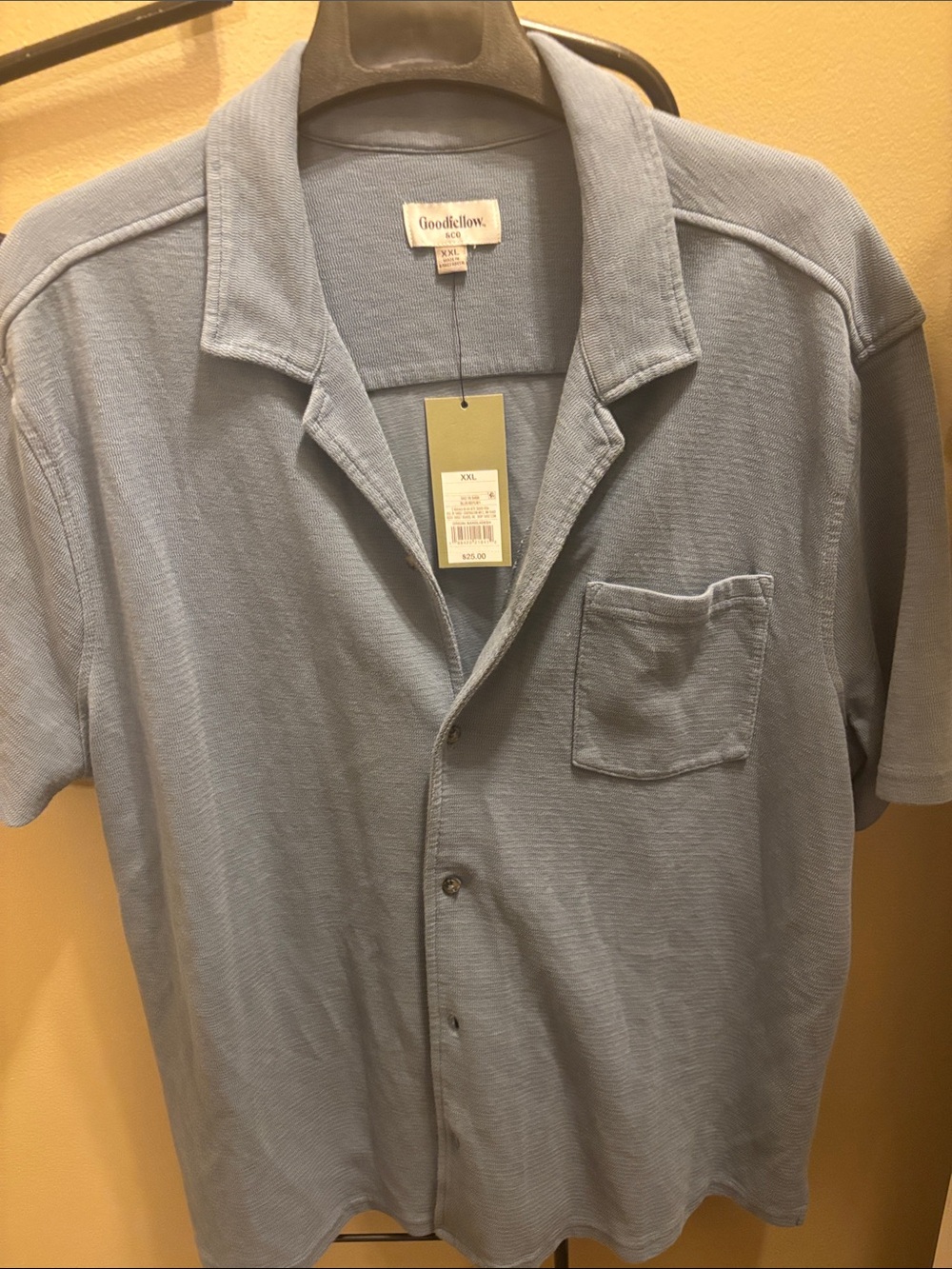 Goodfellow & Co Men's Sky Blue Short-Sleeve Button-Down Shirt